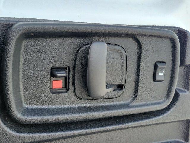 2025 GMC Savana Cargo Base