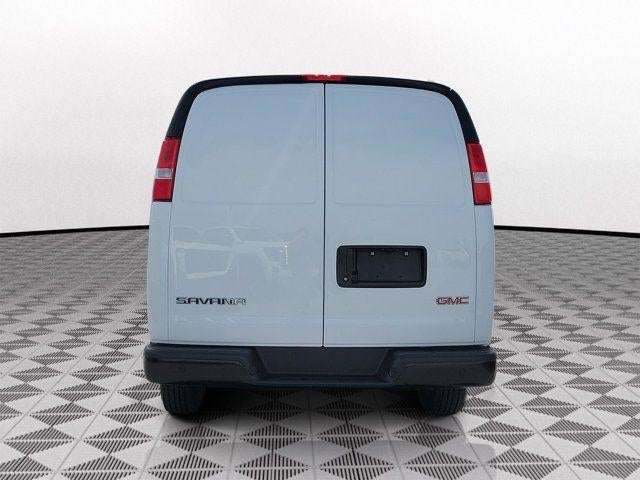 2025 GMC Savana Cargo Base