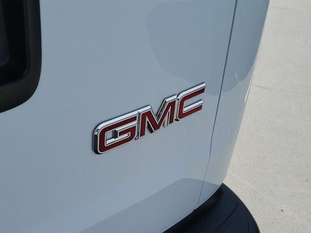 2025 GMC Savana Cargo Base