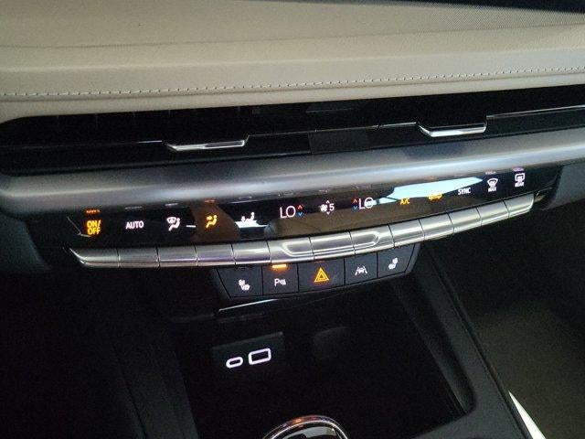 2024 Cadillac XT4 FWD Luxury