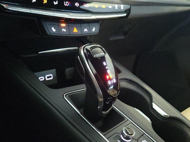 2024 Cadillac XT4 FWD Luxury