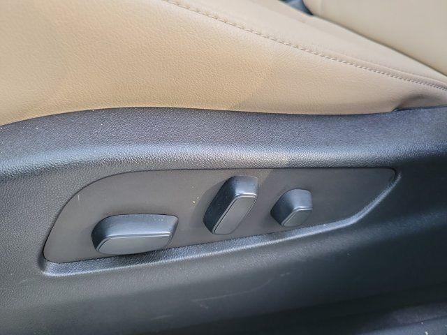 2024 Cadillac XT4 FWD Luxury