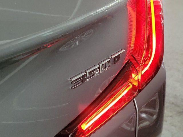 2023 Cadillac XT4 FWD Premium Luxury