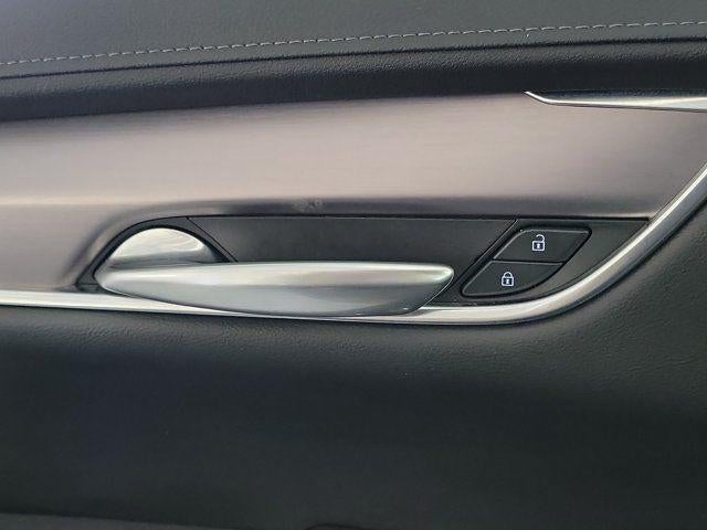 2023 Cadillac XT5 FWD Luxury