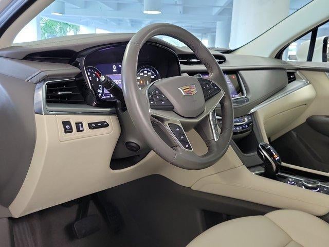2022 Cadillac XT5 FWD Premium Luxury
