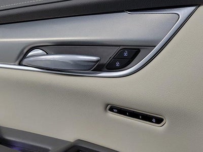 2022 Cadillac XT5 FWD Premium Luxury