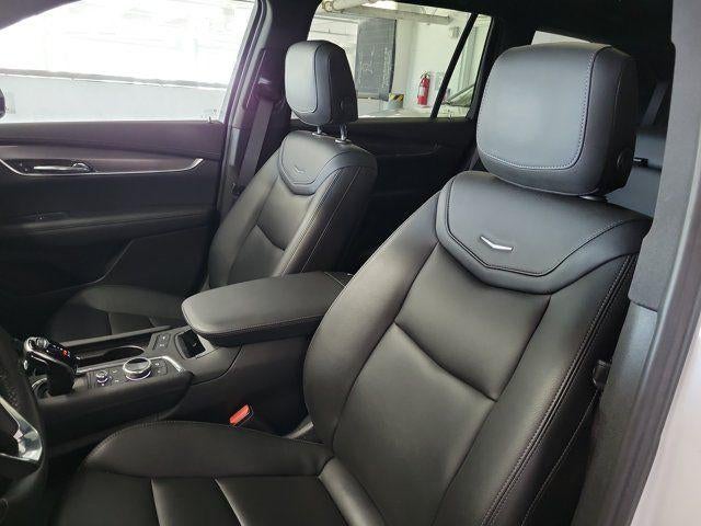 2023 Cadillac XT6 FWD Luxury