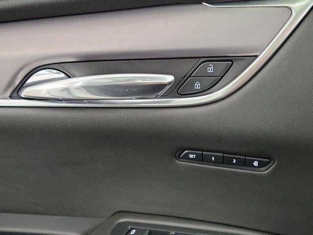 2023 Cadillac XT6 FWD Luxury