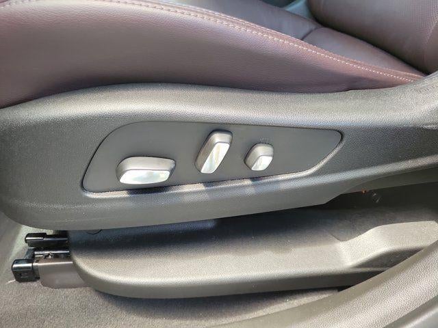 2023 Cadillac XT6 FWD Premium Luxury