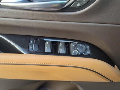 2022 Cadillac Escalade ESV Premium Luxury