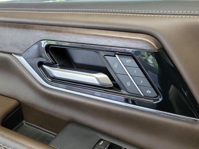 2025 GMC Yukon Denali Ultimate