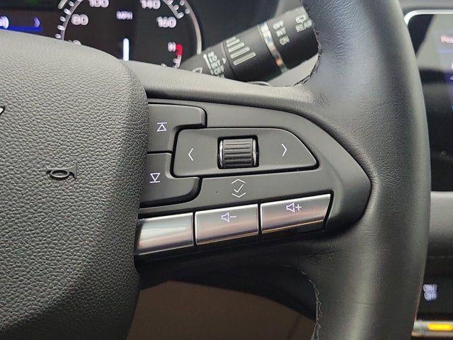 2022 Cadillac XT4 FWD Luxury