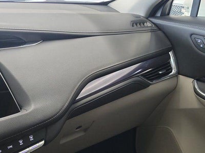 2022 Cadillac XT4 FWD Luxury