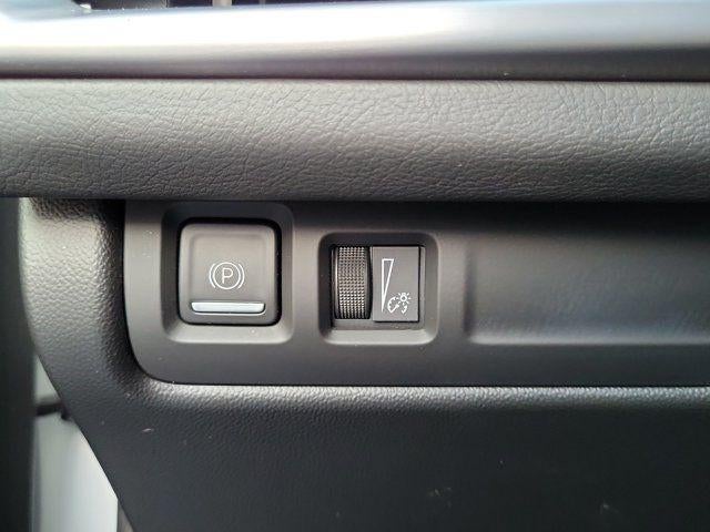 2024 Cadillac XT4 FWD Luxury