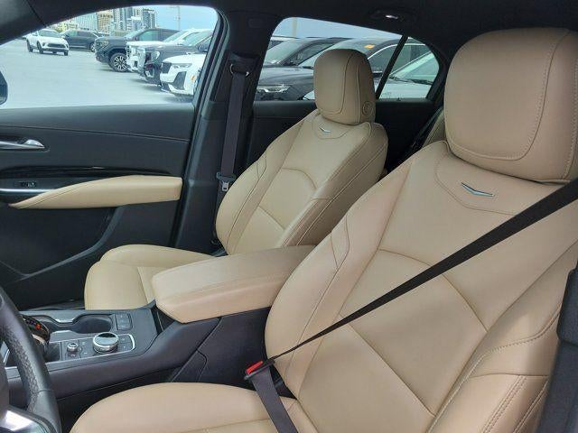 2024 Cadillac XT4 FWD Luxury