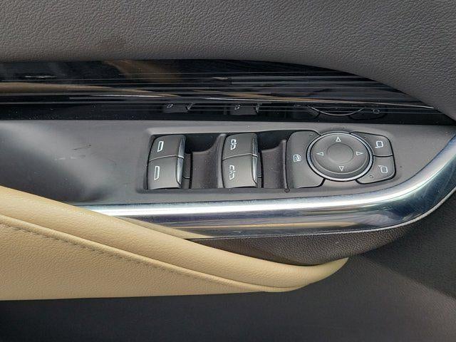 2024 Cadillac XT4 FWD Luxury