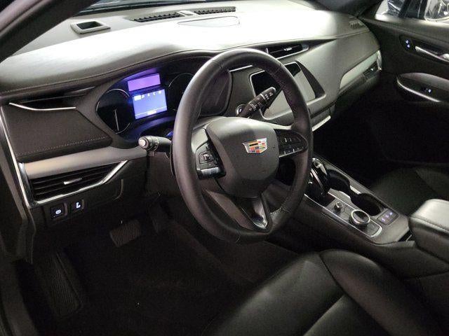 2023 Cadillac XT4 FWD Premium Luxury