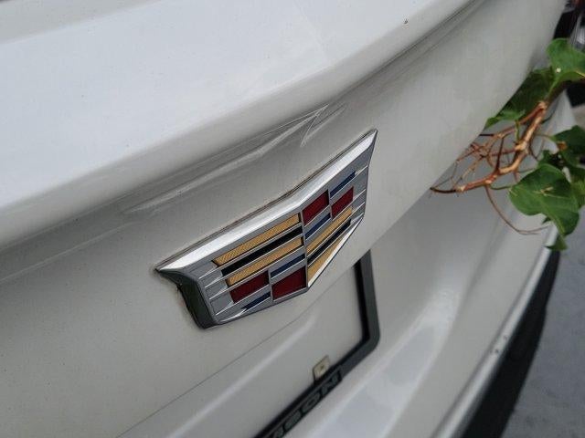 2023 Cadillac XT4 FWD Premium Luxury