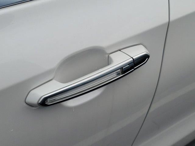 2023 Cadillac XT4 FWD Premium Luxury