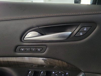 2023 Cadillac XT4 FWD Premium Luxury