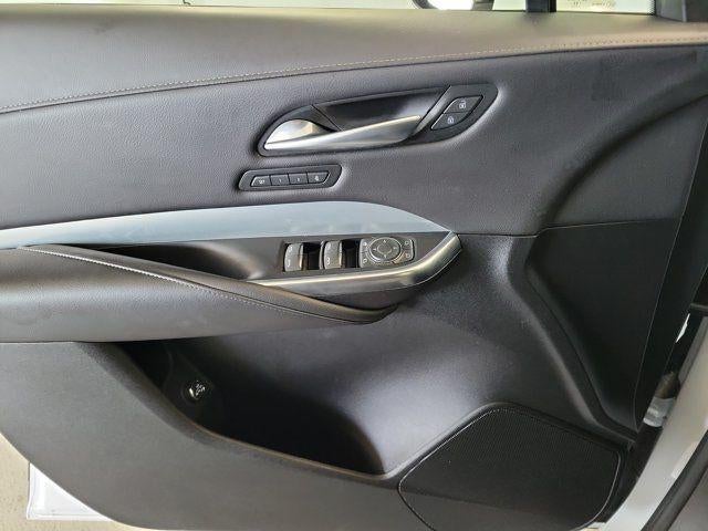 2023 Cadillac XT4 FWD Premium Luxury
