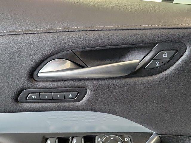 2023 Cadillac XT4 FWD Premium Luxury
