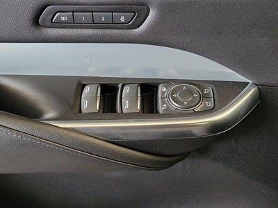 2023 Cadillac XT4 FWD Premium Luxury