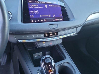 2023 Cadillac XT4 FWD Premium Luxury