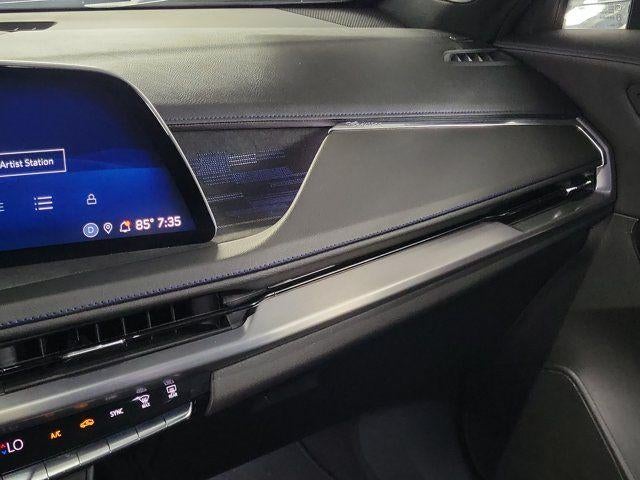 2024 Cadillac XT4 FWD Sport