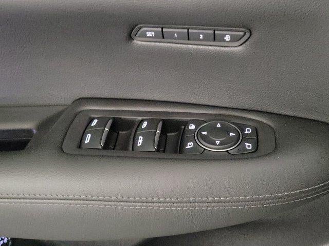 2022 Cadillac XT5 FWD Premium Luxury