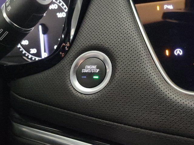 2022 Cadillac XT5 FWD Premium Luxury