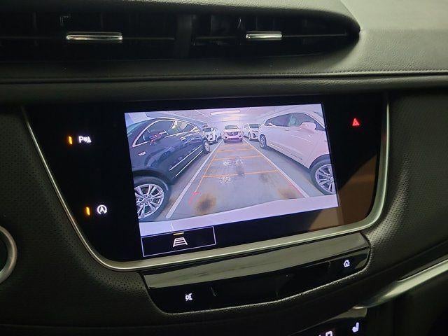 2022 Cadillac XT5 FWD Premium Luxury