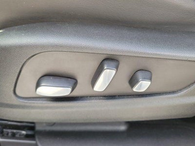 2023 Cadillac XT6 FWD Premium Luxury