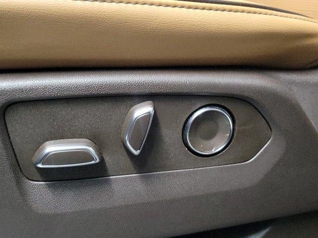2025 Cadillac Escalade 4WD Premium Luxury