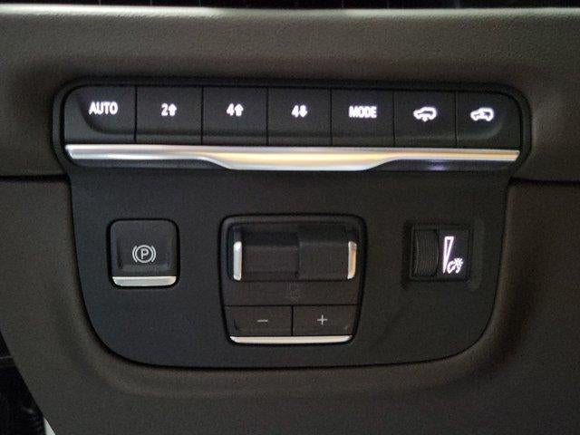 2025 Cadillac Escalade 4WD Premium Luxury