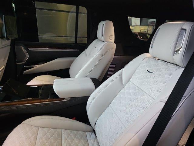2026 Cadillac Escalade ESV 4WD Platinum Luxury