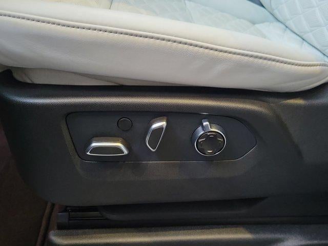 2026 Cadillac Escalade ESV 4WD Platinum Luxury